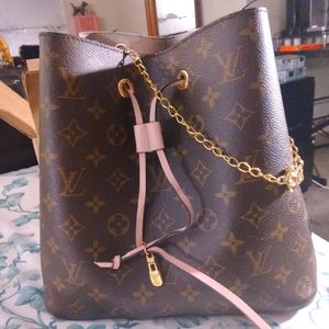 LOUIS VUITTON NEONOE -SD0221. NO STRAP. 'Search Godisloveknd for strap'
